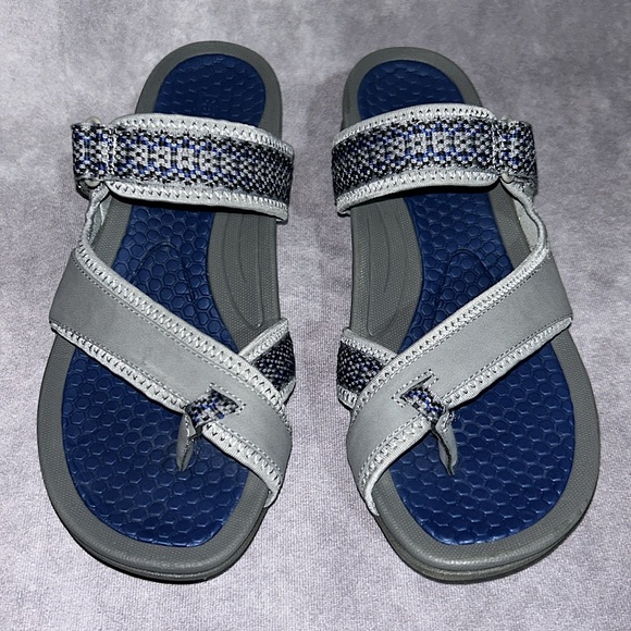 BARETRAPS Denni Slide Sandals - Picture 3 of 12